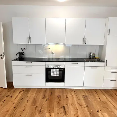 Apartamento Gemütliche Und Geräumige 2,5 Mit Kostenlosem Parkplatz